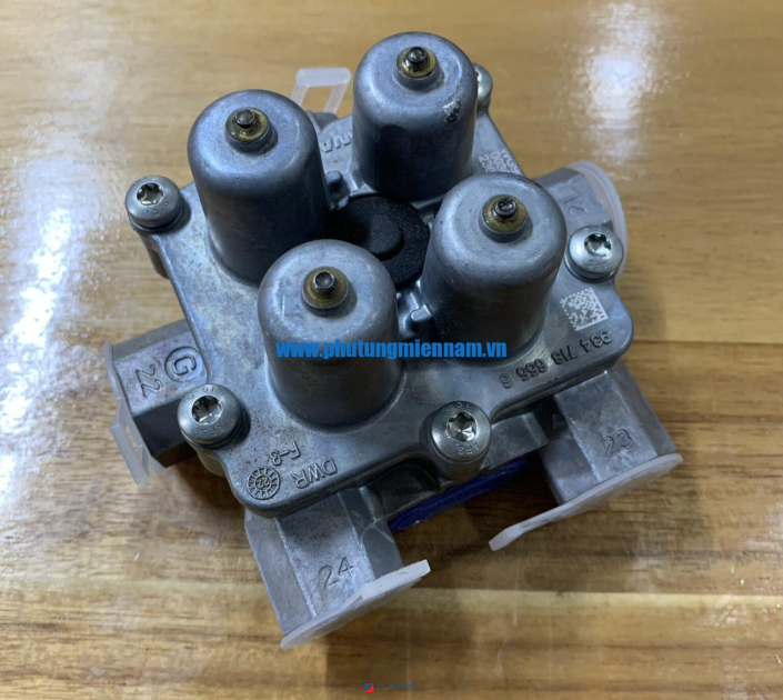 Van chia hơi gần phom xả (4 núm)