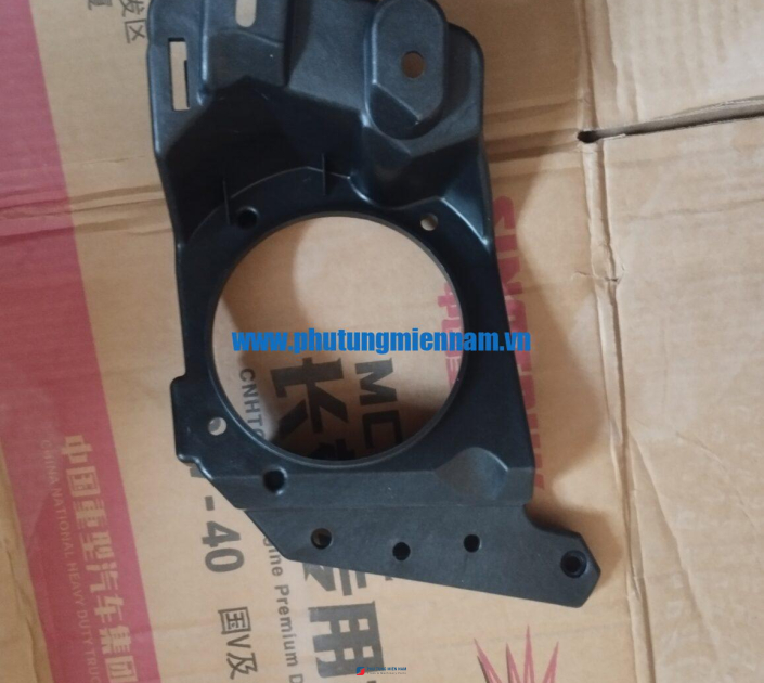 Giá bắt đèn sương mù Chenglong H7, H5